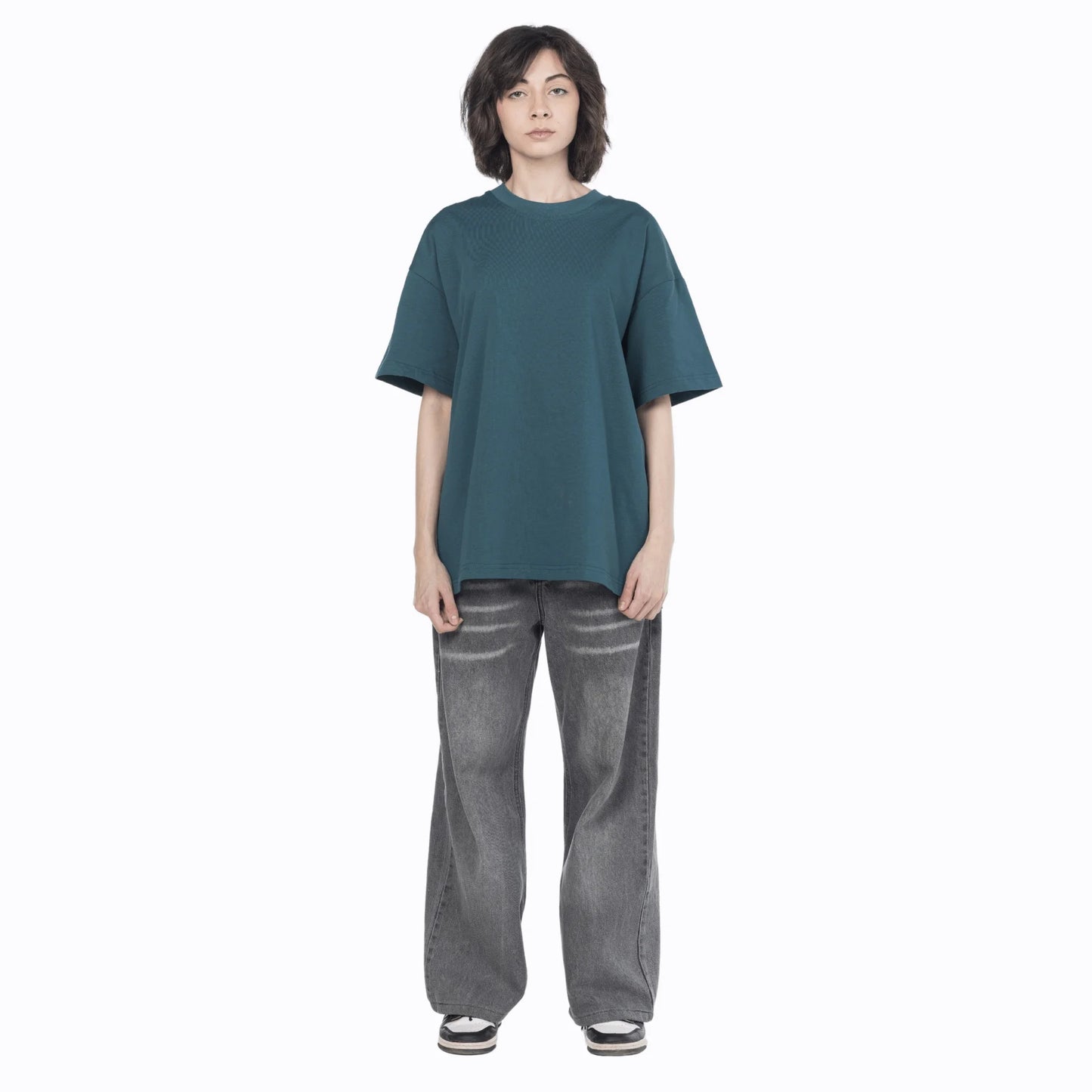 Female oversized tees